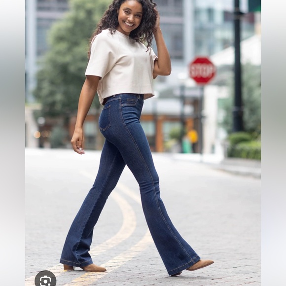 SPANX Blue Flare & Wide Leg Jeans - Picture 2 of 16